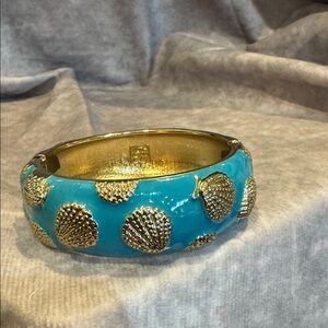 Tommy‎ Bahama Turquoise and Gold Shell Bangle Bracelet NWOT